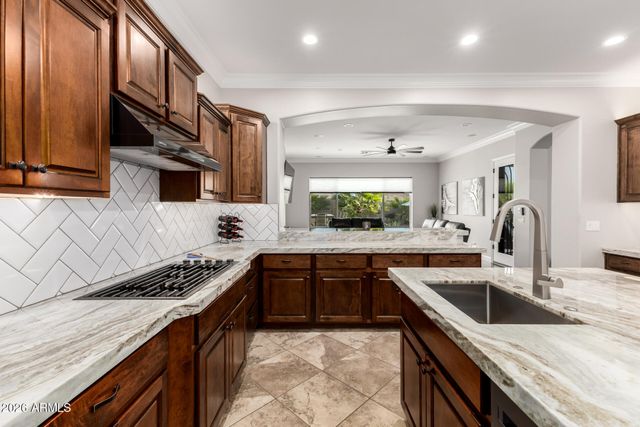 3839 E WOOD Drive, Chandler, AZ 85249