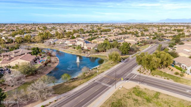 3839 E WOOD Drive, Chandler, AZ 85249