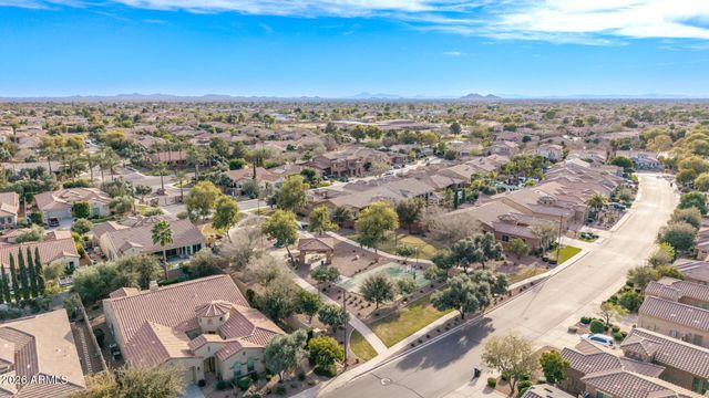 3839 E WOOD Drive, Chandler, AZ 85249