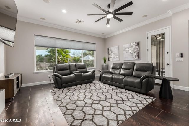 3839 E WOOD Drive, Chandler, AZ 85249