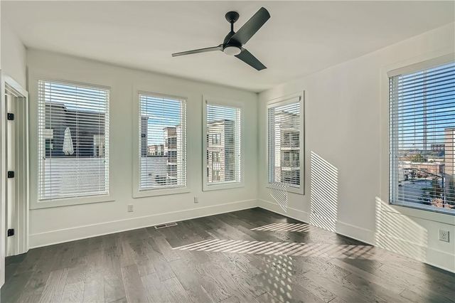 300 GIBSON Street SE, Atlanta, GA 30316