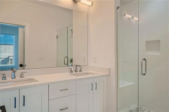 300 GIBSON Street SE, Atlanta, GA 30316