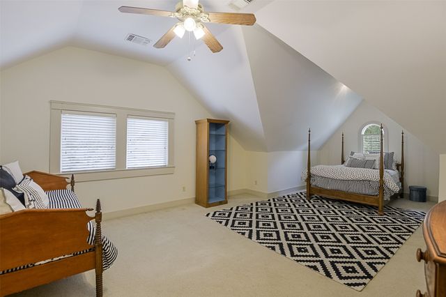 311 E Marvin Avenue, Waxahachie, TX 75165