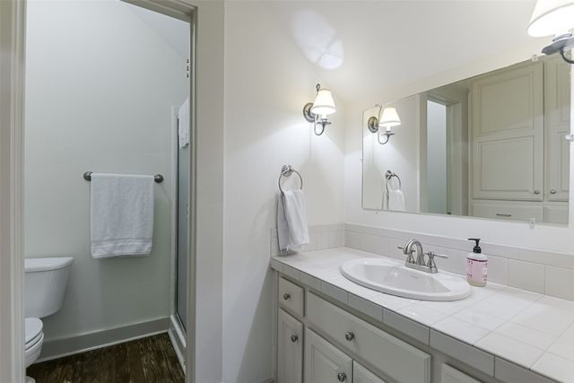 311 E Marvin Avenue, Waxahachie, TX 75165