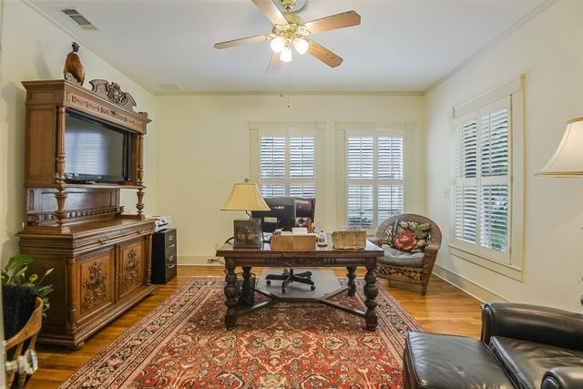 311 E Marvin Avenue, Waxahachie, TX 75165