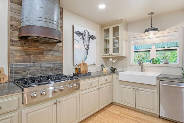 1409 E Marshall St, Turlock, CA 95380