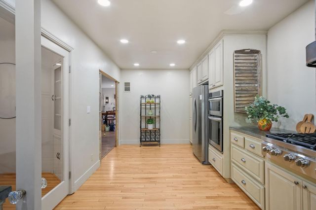 1409 E Marshall St, Turlock, CA 95380