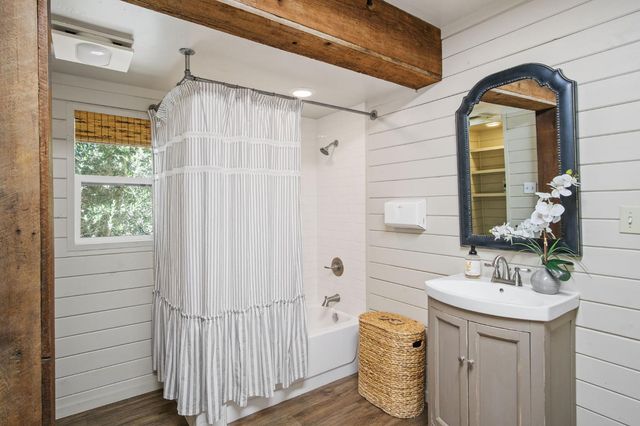 1409 E Marshall St, Turlock, CA 95380