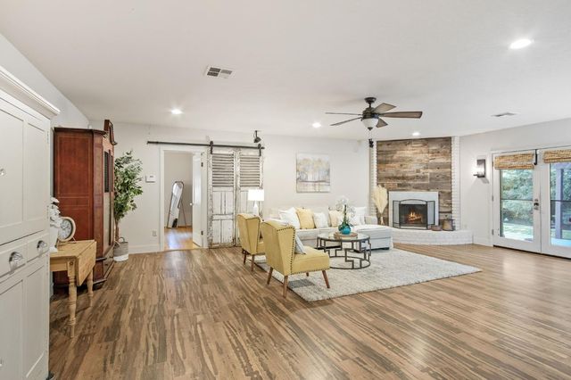 1409 E Marshall St, Turlock, CA 95380