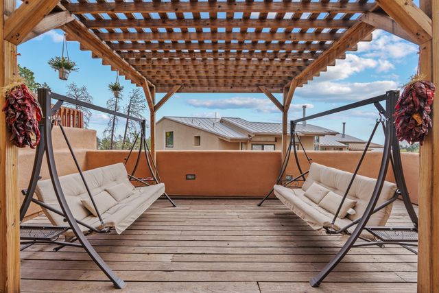 4714 Quemazon, Los Alamos, NM 87544