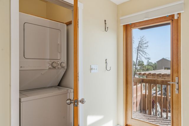 4714 Quemazon, Los Alamos, NM 87544