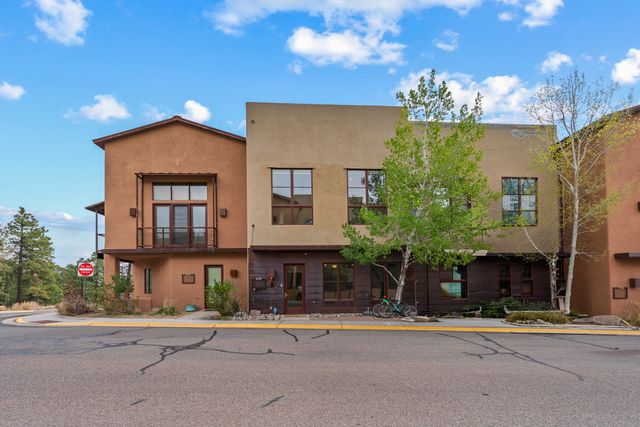 4714 Quemazon, Los Alamos, NM 87544