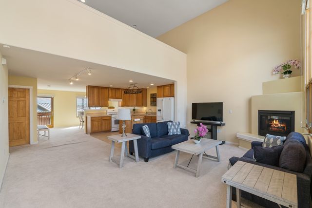 4714 Quemazon, Los Alamos, NM 87544