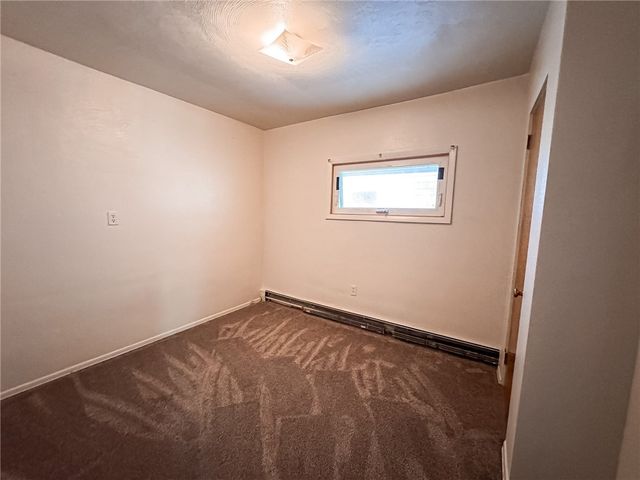 4719 3rd St 2, Versailles Boro, PA 15132