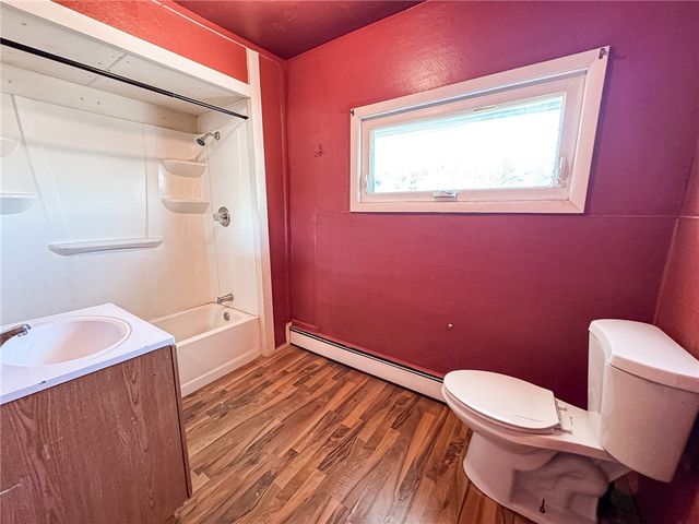 4719 3rd St 2, Versailles Boro, PA 15132