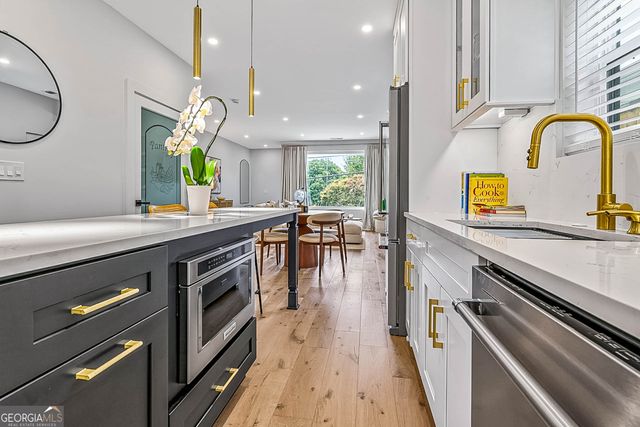 337 Pine Street NE B, Atlanta, GA 30308