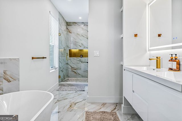 337 Pine Street NE B, Atlanta, GA 30308