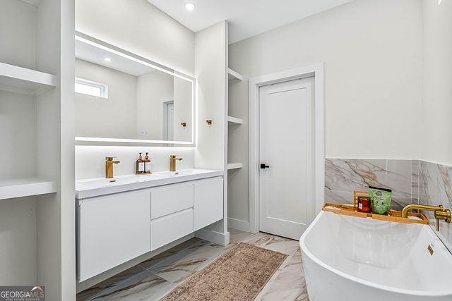 337 Pine Street NE B, Atlanta, GA 30308