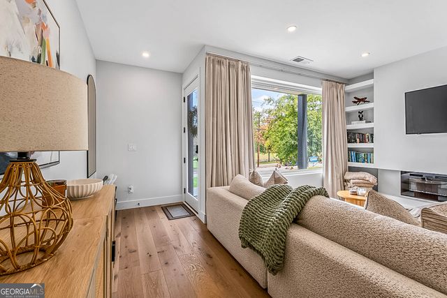 337 Pine Street NE B, Atlanta, GA 30308