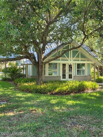 1264 Red Oak LN, Port Charlotte, FL 33948