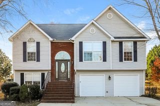 200 River View Court, Hampton, GA 30228