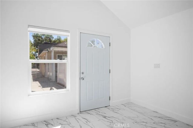359 W Garfield Avenue B, Glendale, CA 91204