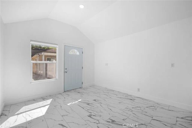 359 W Garfield Avenue B, Glendale, CA 91204