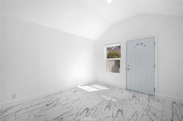 359 W Garfield Avenue B, Glendale, CA 91204
