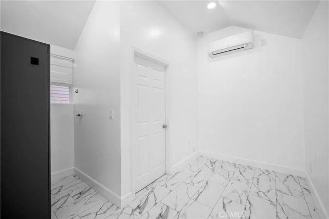 359 W Garfield Avenue B, Glendale, CA 91204
