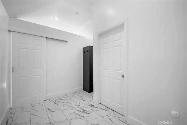 359 W Garfield Avenue B, Glendale, CA 91204