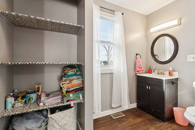 1618 Round Lake Drive, Round Lake Beach, IL 60073