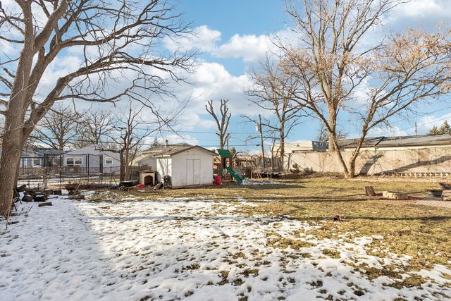 1618 Round Lake Drive, Round Lake Beach, IL 60073