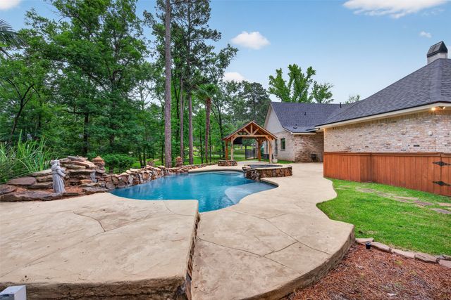 9830 Holamy Lane, Shreveport, LA 71106