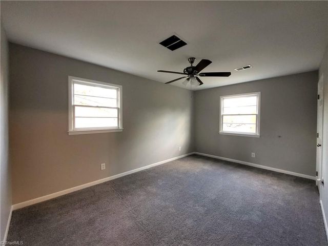 6 Llano Court, Greensboro, NC 27401