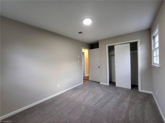 6 Llano Court, Greensboro, NC 27401