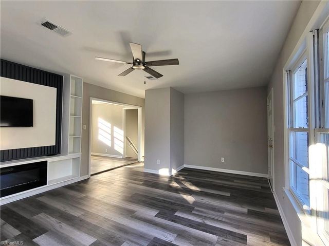 6 Llano Court, Greensboro, NC 27401