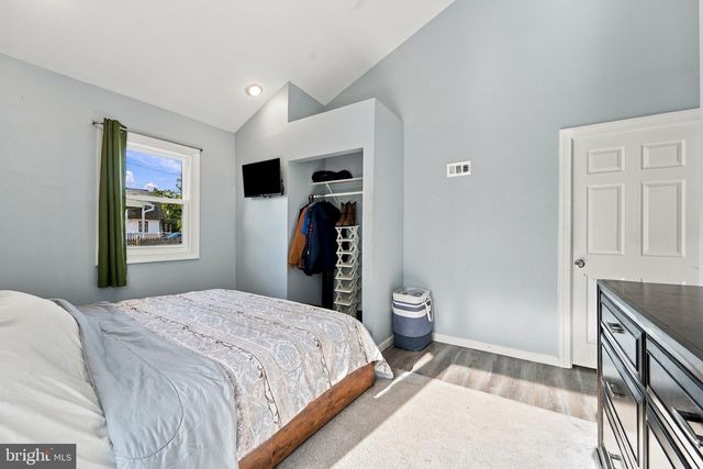 132 E TAUNTON AVE, West Berlin, NJ 08091