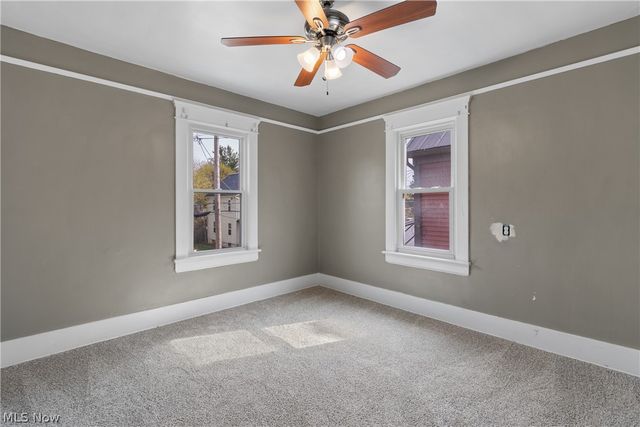 32 Penfield Avenue, Akron, OH 44310