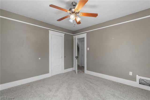 32 Penfield Avenue, Akron, OH 44310