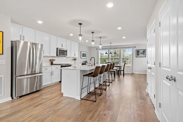 644 Village Drive, New Brighton, MN 55112