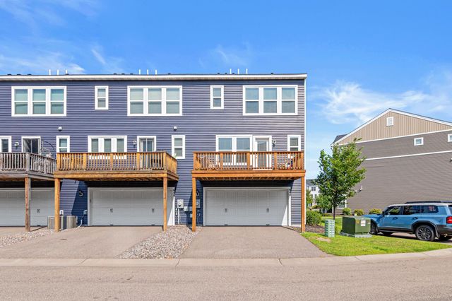 644 Village Drive, New Brighton, MN 55112