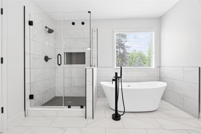 648 Channel Lane, Lawrenceville, GA 30046