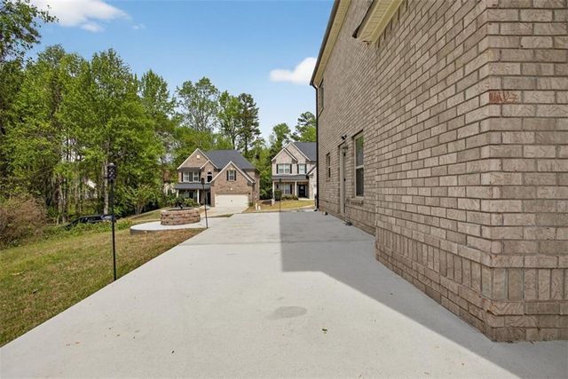 648 Channel Lane, Lawrenceville, GA 30046