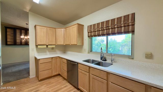 10121 W AVENIDA CORDONIZ --, Phoenix, AZ 85037