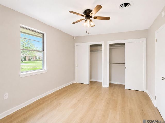9334 W Damuth Dr, Baton Rouge, LA 70815
