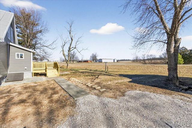 6566 Old State Route 3, Waterloo, IL 62298