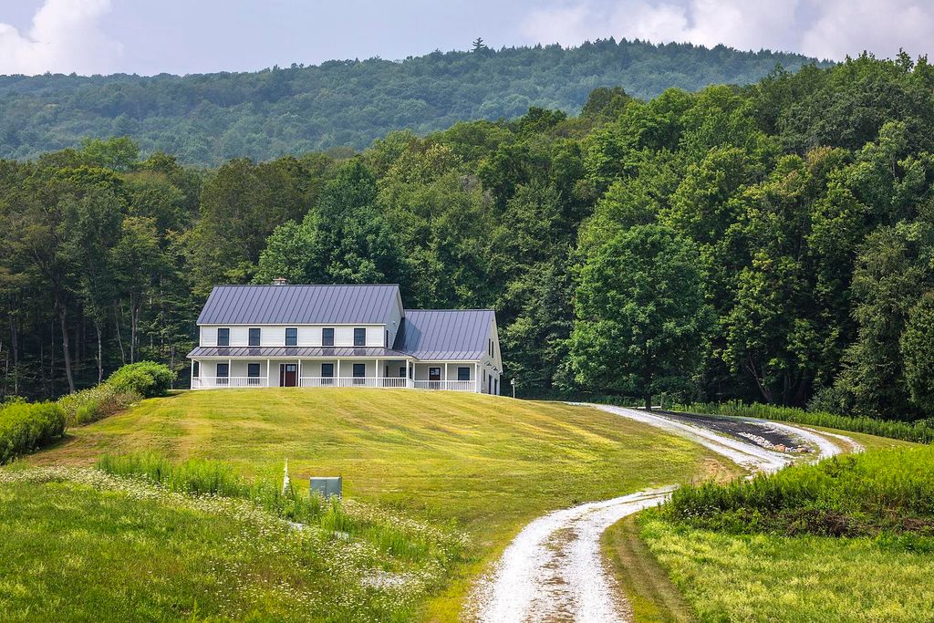 333 Creek Road, Wallingford, VT 05773