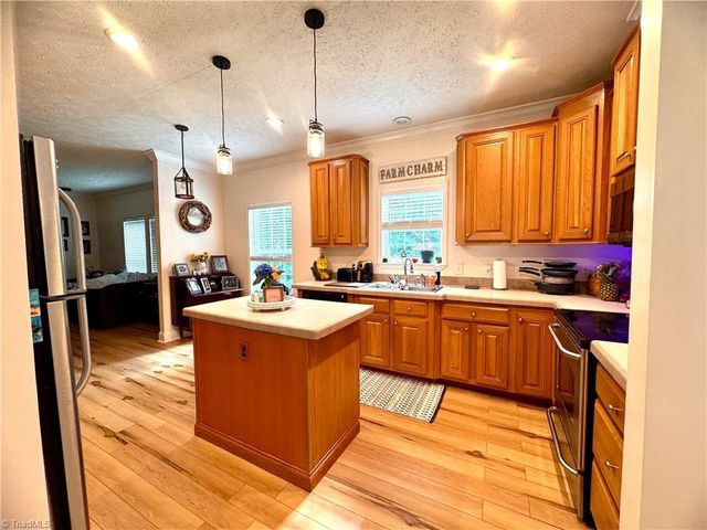 887 Bryan Road, Westfield, NC 27053