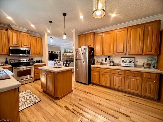 887 Bryan Road, Westfield, NC 27053