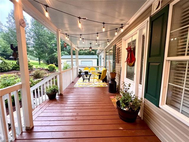 887 Bryan Road, Westfield, NC 27053